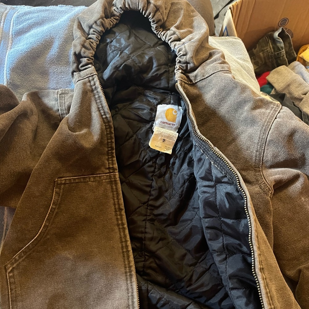 Carhartt youth size small